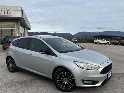 Usata Ford Focus S 101 CV (74 kW) 2015 Berlina