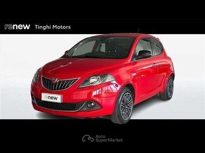 Usata Lancia Ypsilon Silver 69 CV (50 kW) 2021 Rosso Utilitaria