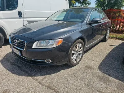 Usata Volvo S80 205 CV (150 kW) 2011 Nero Berlina