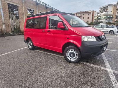 Usata VW T5 102 CV (75 kW) 2006 Rosso Furgone