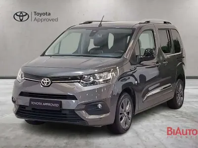 Usata Toyota Proace City City 131 CV (96 kW) 2022 Grigio Monovolume
