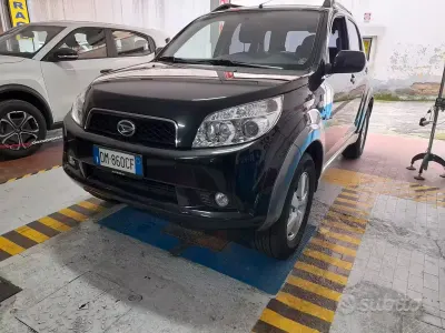 Usata Daihatsu Terios 105 CV (77 kW) 2008 Nero SUV
