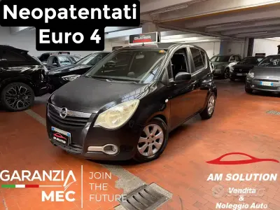 Usata Opel Agila 86 CV (63 kW) 2010 Nero Utilitaria