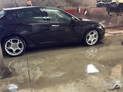 Usata Alfa Romeo Giulietta 150 CV (110 kW) 2018 Utilitaria