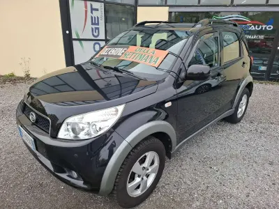 Usata Daihatsu Terios 105 CV (77 kW) 2007 Nero SUV