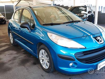 Usata Peugeot 207 70 CV (51 kW) 2009 Blu Utilitaria