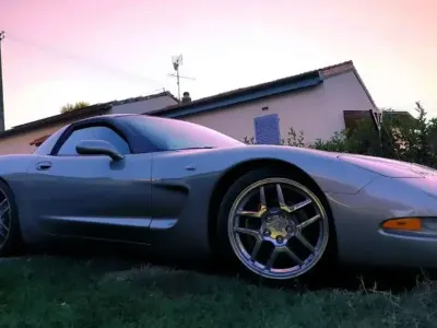 Usata Chevrolet Corvette 344 CV (253 kW) 1999 Argento Coupé