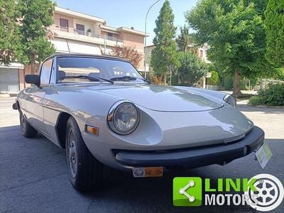 Usata Alfa Romeo Spider 130 CV (95 kW) 1981 Grigio Cabrio