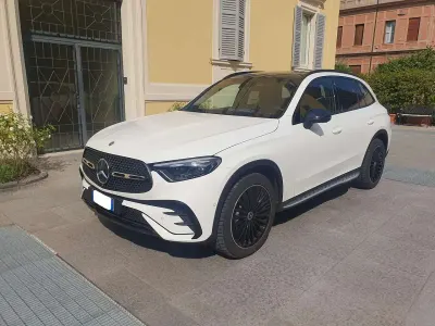 Usata Mercedes GLC220 AMG Line Premium 197 CV (144 kW) 2023 Bianco SUV