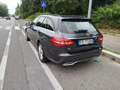 Käytetty Mercedes C200