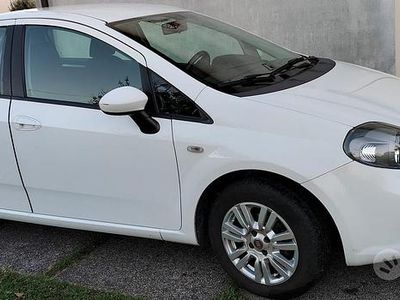 Bianco Usata 2014 Fiat Grande Punto Utilitaria | 3800 € (Buon prezzo)