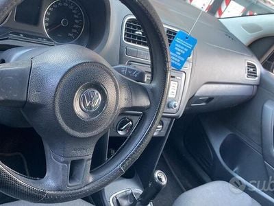Usata VW Polo 90 CV (66 kW) 2011 Nero Berlina