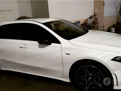 Bianco Usata 2021 Mercedes A200 Edition Utilitaria | 26.000 € (Buon prezzo)