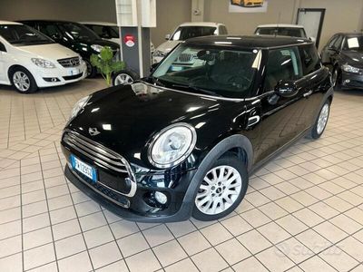 Usata Mini Cooper D Business 116 CV (85 kW) 2015 Nero Utilitaria