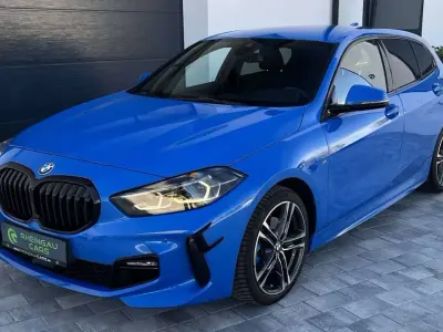 Usata BMW 118 Shadowline 136 CV (100 kW) 2021 Blu/azzurro Utilitaria