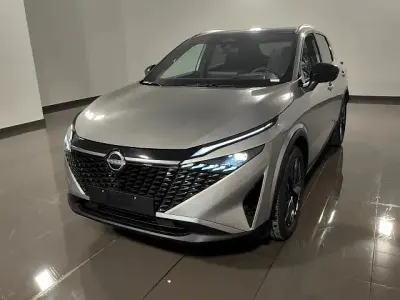 Nuova Nissan Qashqai Tekna 158 CV (116 kW) 2026 Newport grey met. SUV