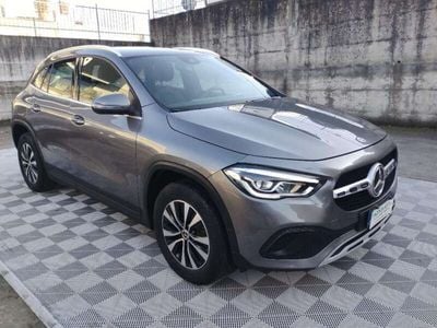 Mercedes GLA200