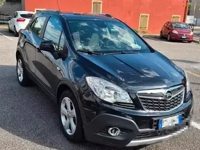 Usata Opel Mokka 131 CV (96 kW) 2013 Nero SUV