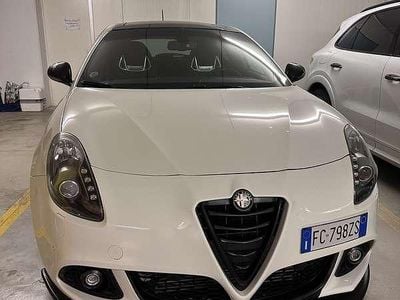 Usata Alfa Romeo Giulietta Quadrifoglio Verde 279 CV (205 kW) 2016 Utilitaria