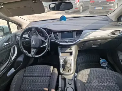 Usata Opel Astra 110 CV (80 kW) 2019 Grigio Station wagon