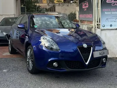 Usata Alfa Romeo Giulietta 175 CV (128 kW) 2017 Blu/azzurro Utilitaria