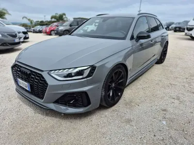 Usata Audi RS4 Ambiente 450 CV (330 kW) 2020 Grigio Station wagon