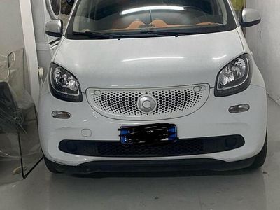 Bianco Usata 2015 Smart ForFour Utilitaria | 10.000 € (Cara)