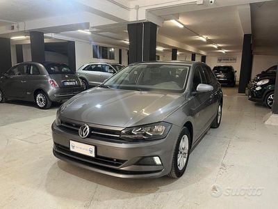 Usata VW Polo Comfortline 95 CV (69 kW) 2019 Grigio Berlina