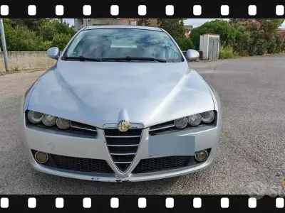 Usata Alfa Romeo 159 150 CV (110 kW) 2009 Grigio Berlina