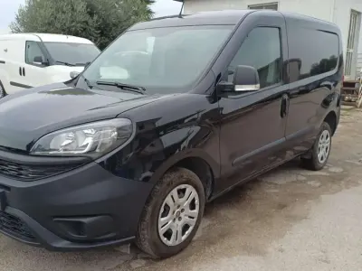 Usata Fiat Doblò Dynamic 90 CV (66 kW) 2021 Other Monovolume