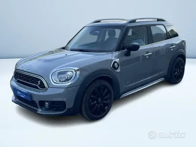 Usata Mini Cooper Countryman 125 CV (91 kW) 2020 Grigio SUV
