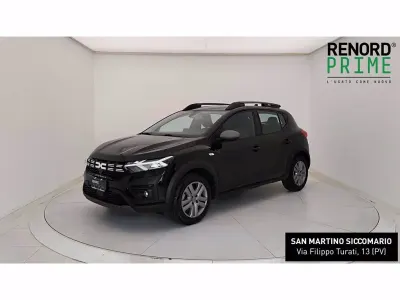 Usata Dacia Sandero Comfort 101 CV (74 kW) 2023 Nero