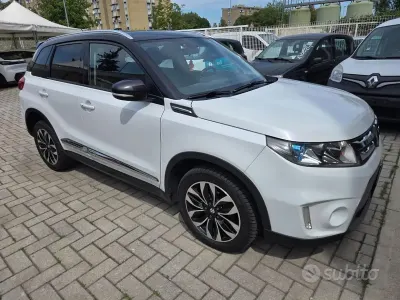 Usata Suzuki Vitara 120 CV (88 kW) 2016 Bianco SUV