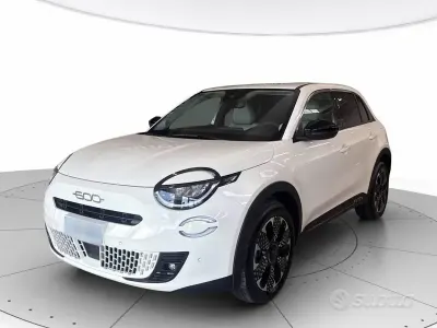 Usata Fiat 600 La Prima 101 CV (74 kW) 2025 Bianco SUV