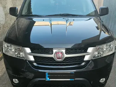 Usata Fiat Freemont 170 CV (125 kW) 2013 Nero SUV