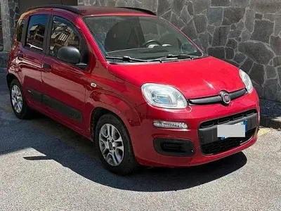 Usata Fiat Panda 80 CV (58 kW) 2014 Rosso Utilitaria
