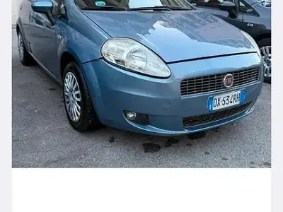 Usata Fiat Grande Punto 75 CV (55 kW) 2009 Blu Utilitaria