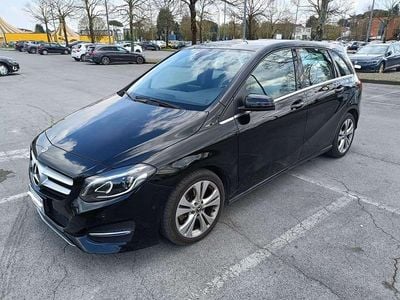 Usata Mercedes B200 136 CV (100 kW) 2019 Nero Monovolume