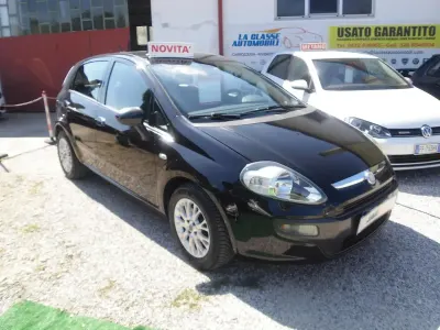 Usata Fiat Punto Evo Emotion 95 CV (69 kW) 2012 Nero Utilitaria