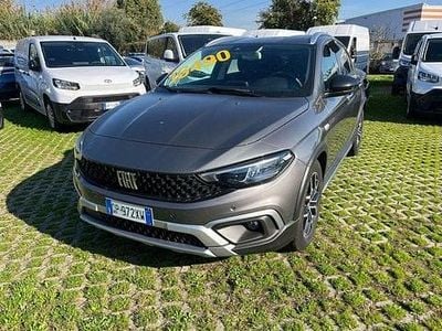 Usata Fiat Tipo Cross 101 CV (74 kW) 2021 Grigio Utilitaria