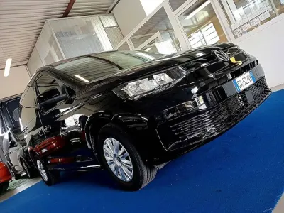 Usata VW Caddy 102 CV (75 kW) 2025 Nero Monovolume