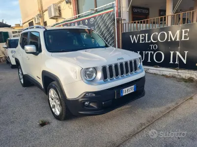 Usata Jeep Renegade Longitude 140 CV (102 kW) 2015 Bianco SUV