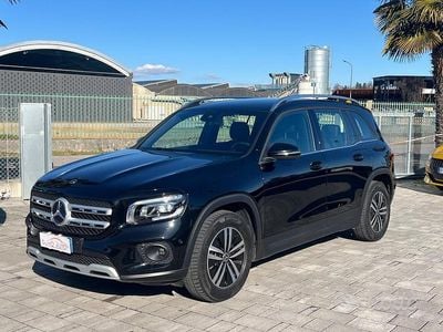 Usata Mercedes GLB200 Business 150 CV (110 kW) 2021 Nero SUV