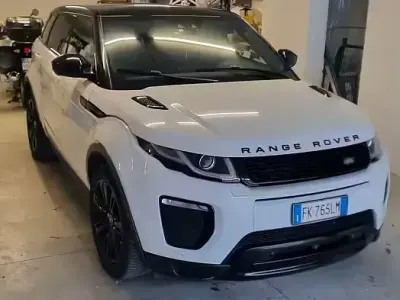 Usata Land Rover Range Rover evoque HSE 150 CV (110 kW) 2017 Bianco SUV