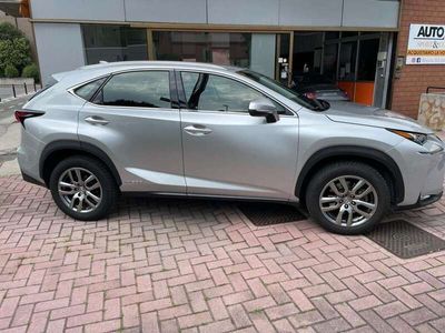 Lexus NX300h