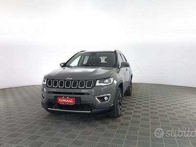 Usata Jeep Compass Limited 140 CV (102 kW) 2019 Sting gray con tetto gloss black SUV