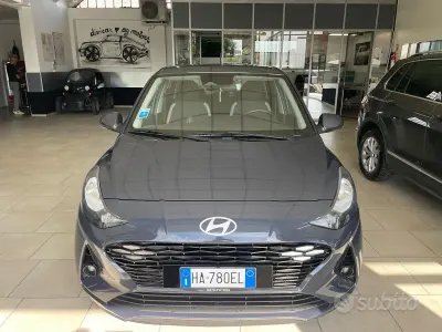 Usata Hyundai i10 62 CV (45 kW) 2025 Grigio Utilitaria