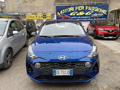 Usata Hyundai i10 Advanced 66 CV (48 kW) 2021 Blu Utilitaria