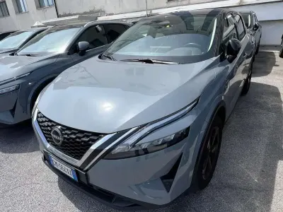 Usata Nissan Qashqai N-Connecta 140 CV (102 kW) 2023 Grigio SUV
