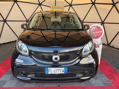 Usata Smart ForFour Passion 70 CV (51 kW) 2017 Nero Utilitaria